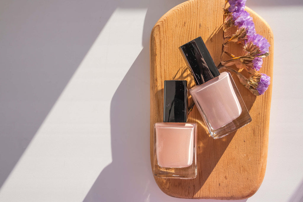 Nail Lacquer and Nail Polish: Is there a Difference?